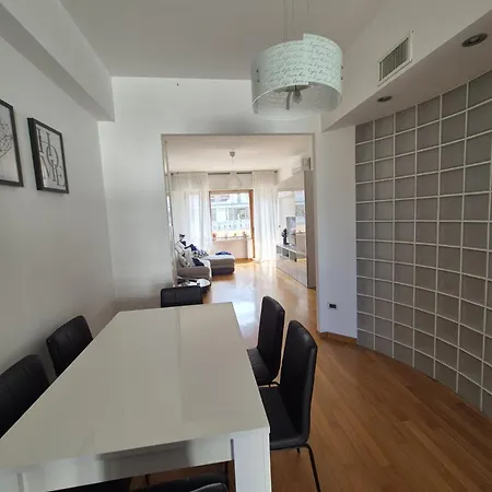 Apartment Chiara *